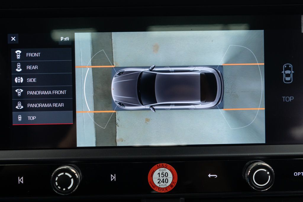 2023 Porsche Macan Base photo 23