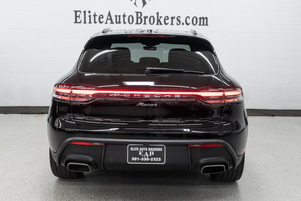 2023 Porsche Macan Base photo 4