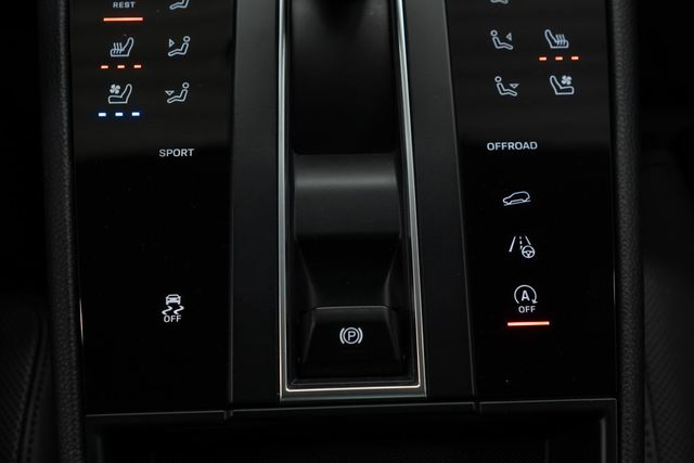 2023 Porsche Macan Base - 22970766 - 28