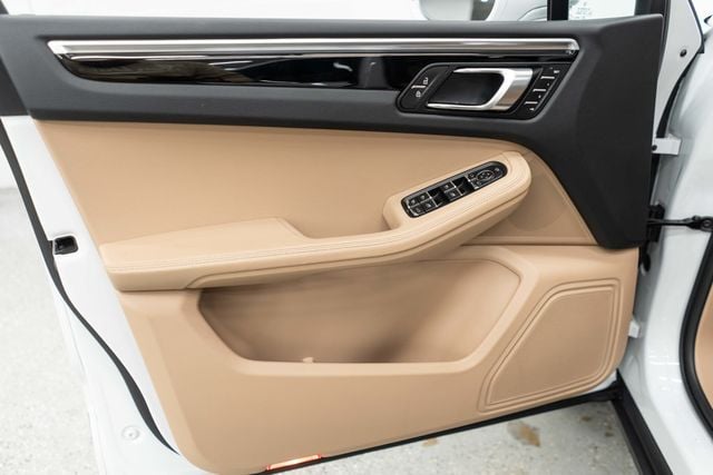 2023 Porsche Macan Base - 22986828 - 15