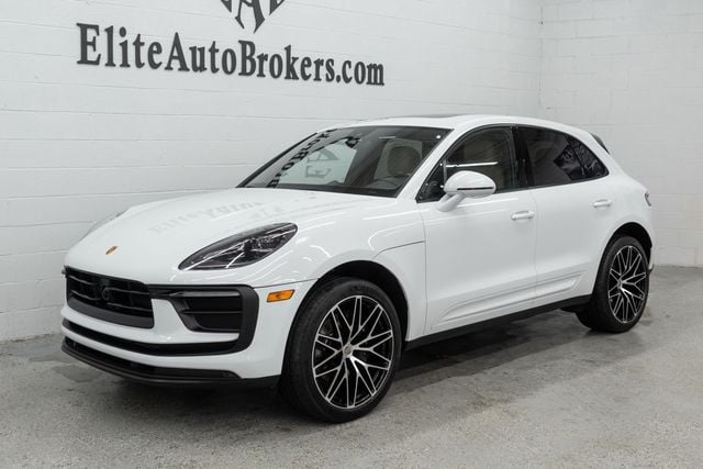2023 Porsche Macan Base - 22986828 - 44