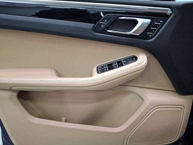 2023 Porsche Macan Base - 22991217 - 12