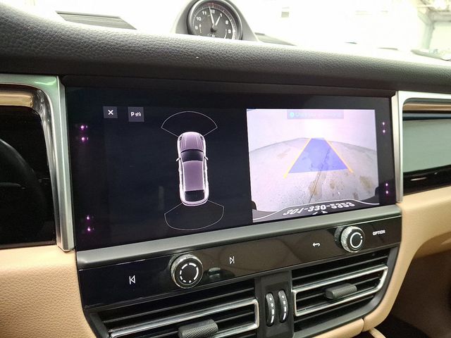 2023 Porsche Macan Base - 22991217 - 16