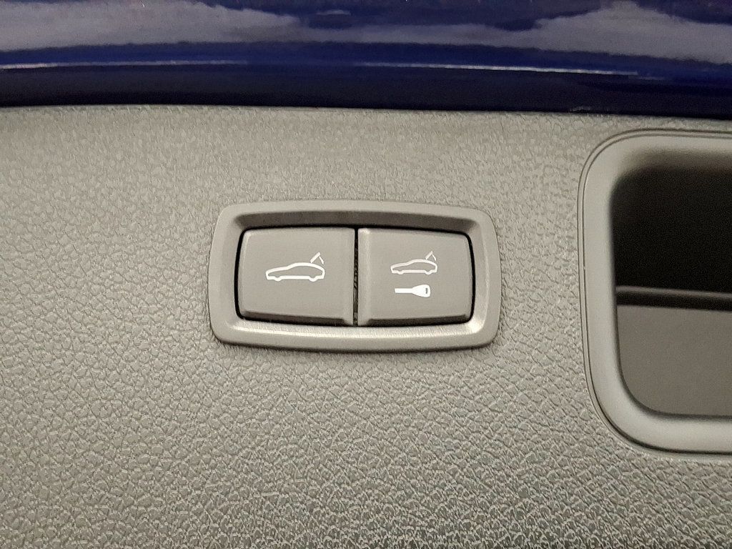 2023 Porsche Macan Base - 22991217 - 29