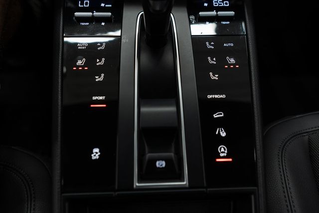 2023 Porsche Macan Base - 23089147 - 23