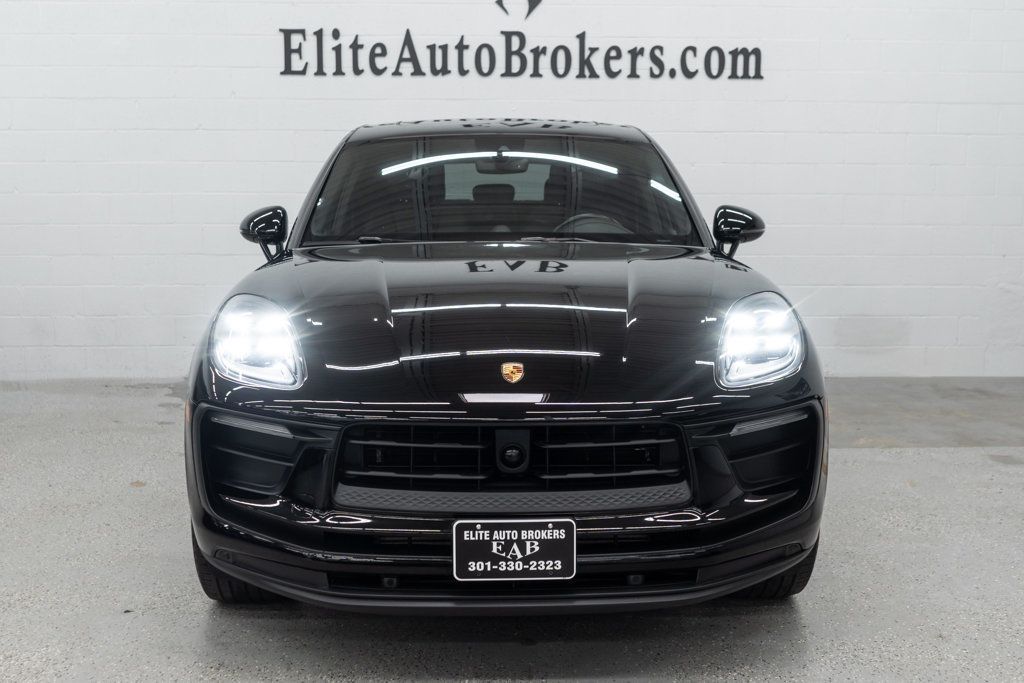 Porsche Macan photo 3