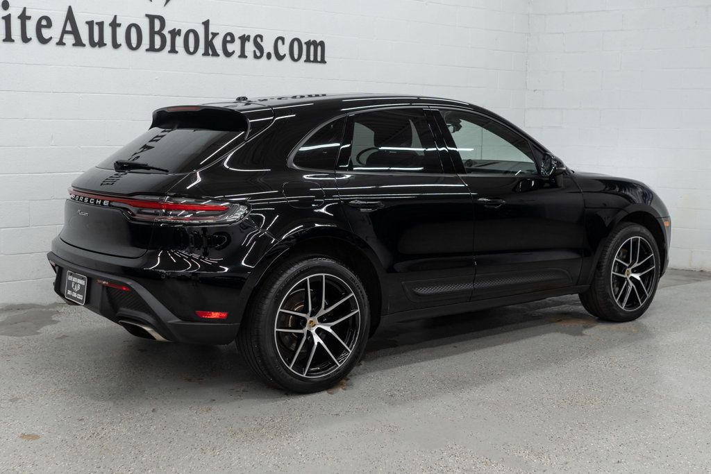Porsche Macan photo 34