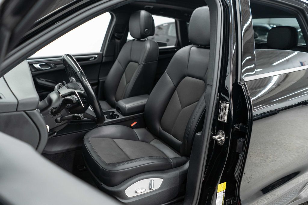 Porsche Macan photo 9