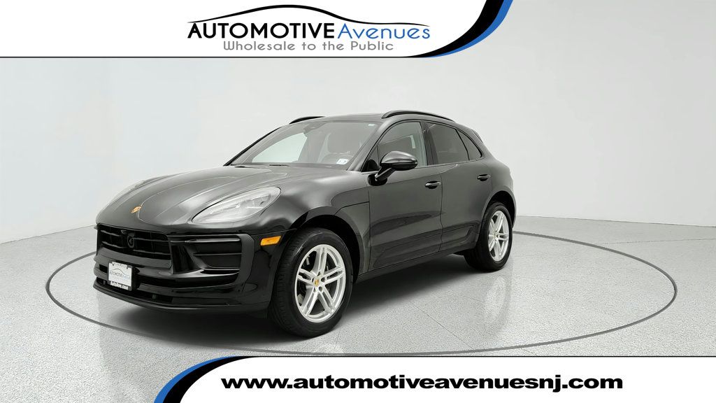 2023 Porsche Macan Base w/ Black / Bordeaux Red Leather Package & Surround View - 23079166 | Video 1