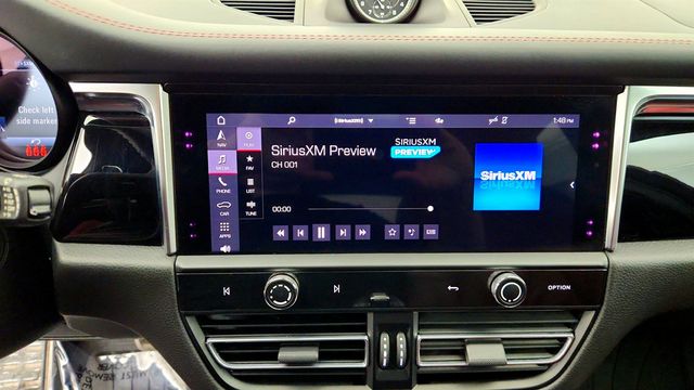 2023 Porsche Macan Base w/ Black / Bordeaux Red Leather Package & Surround View - 23079166 - 17