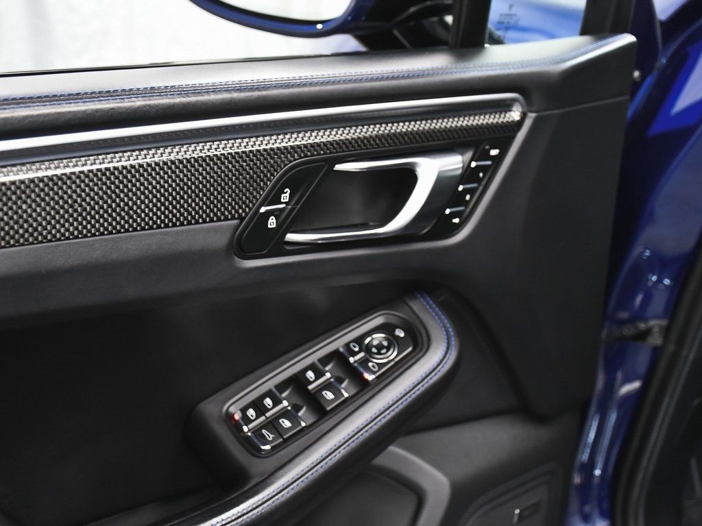 2023 Porsche Macan GTS photo 10