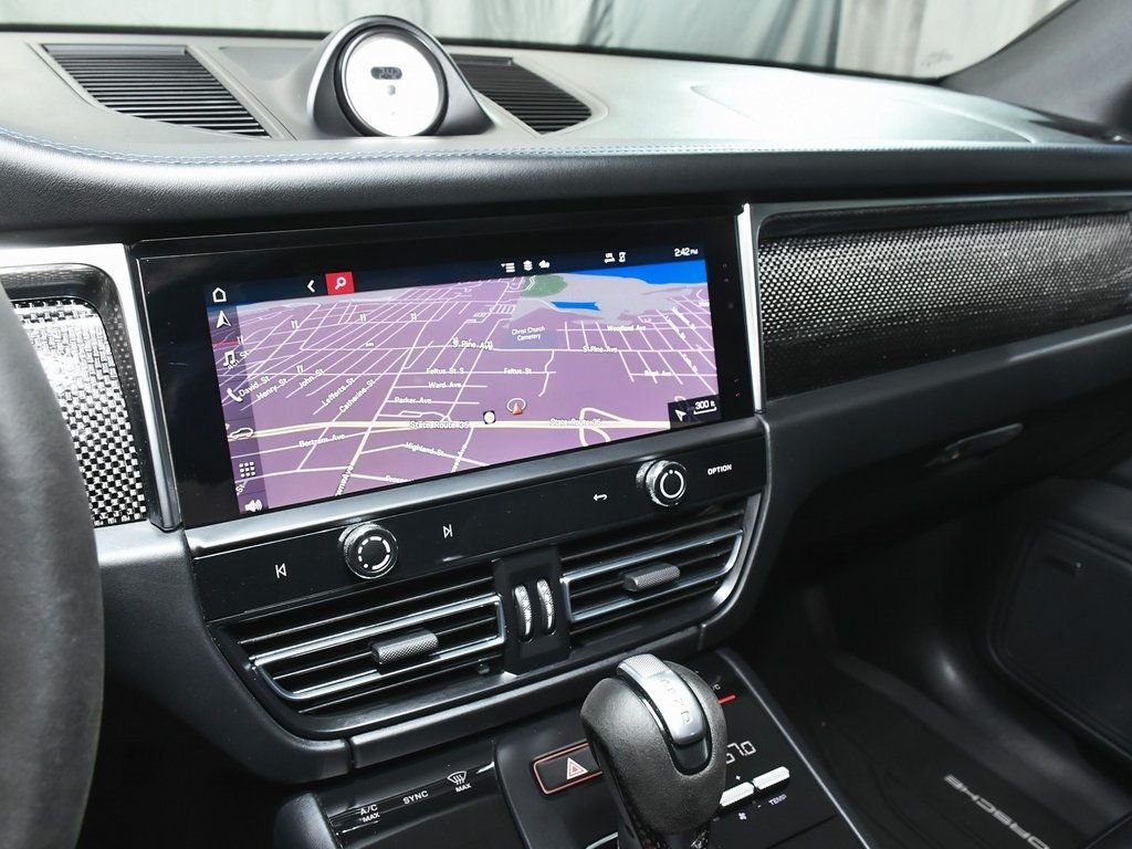 2023 Porsche Macan GTS photo 42