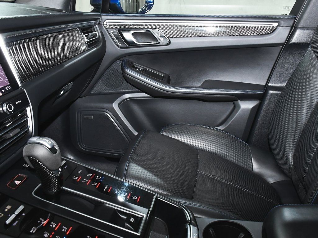 2023 Porsche Macan GTS photo 47