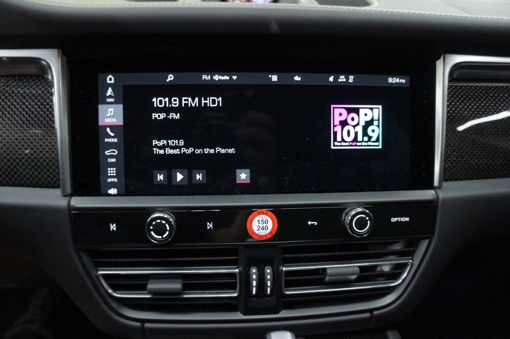 2023 Porsche Macan GTS AWD BLK/BLK - 22880362 - 38