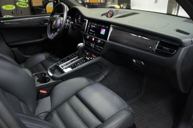 2023 Porsche Macan GTS AWD BLK/BLK - 22880362 - 3