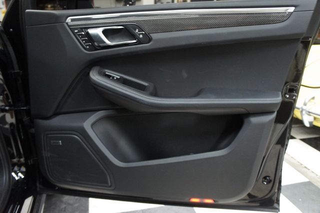 2023 Porsche Macan GTS AWD BLK/BLK - 22880362 - 57
