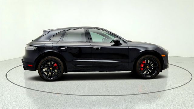 2023 Porsche Macan GTS AWD w/ Premium Pkg Plus & Sport Chrono - 23069435 - 3