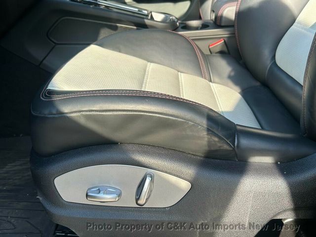 2023 Porsche Macan GTS,DEVIATED STITCHING PKG,21" GT DESIGN  WHEELS,SPORT CHRONO PK - 23035708 - 17