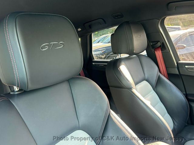 2023 Porsche Macan GTS,DEVIATED STITCHING PKG,21" GT DESIGN  WHEELS,SPORT CHRONO PK - 23035708 - 22