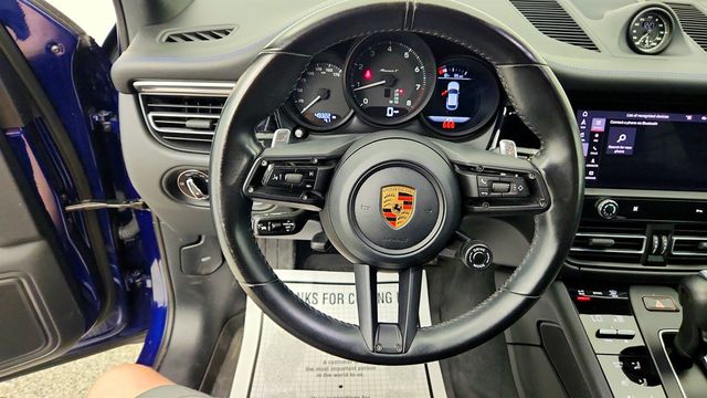 2023 Porsche Macan Macan T AWD w/ PDK Transmission & Sport-Tuned Chassis - 23040028 - 13