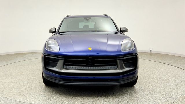 2023 Porsche Macan Macan T AWD w/ PDK Transmission & Sport-Tuned Chassis - 23040028 - 1