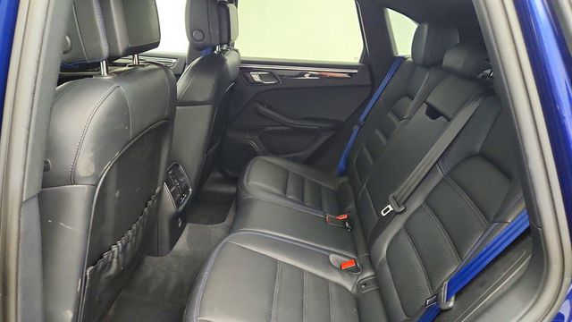 2023 Porsche Macan Macan T AWD w/ PDK Transmission & Sport-Tuned Chassis - 23040028 - 20