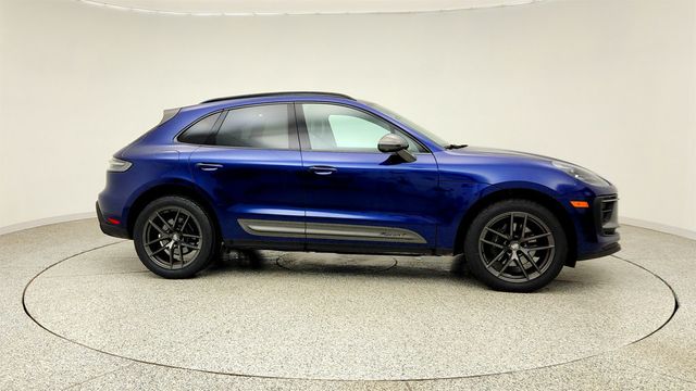 2023 Porsche Macan Macan T AWD w/ PDK Transmission & Sport-Tuned Chassis - 23040028 - 3