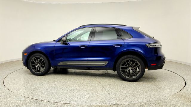 2023 Porsche Macan Macan T AWD w/ PDK Transmission & Sport-Tuned Chassis - 23040028 - 7