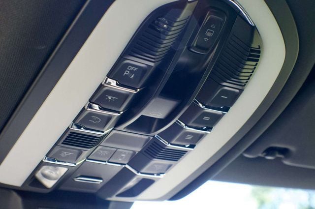 2023 Porsche Macan MSRP$72280/PremiumPkgPlus/Heated&CooledSeats/PanoramicRoof/NAV - 23022634 - 38