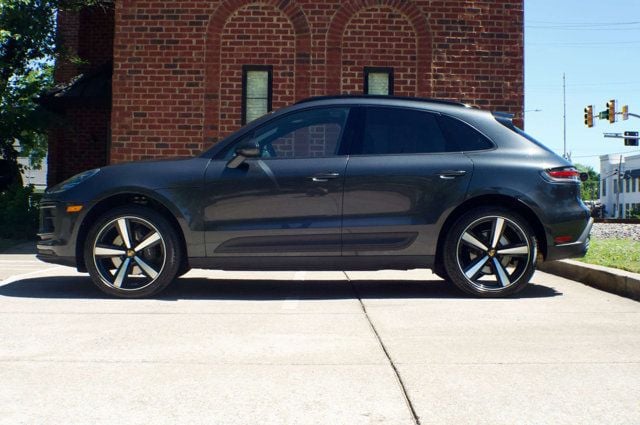 2023 Porsche Macan MSRP$72280/PremiumPkgPlus/Heated&CooledSeats/PanoramicRoof/NAV - 23022634 - 7