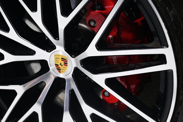 2023 Porsche Macan S - 22974224 - 26