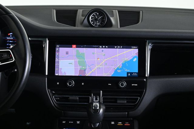 2023 Porsche Macan S - 22985145 - 14