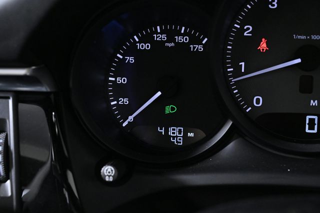 2023 Porsche Macan S - 22996372 - 13