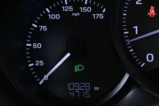 2023 Porsche Macan S - 23005898 - 13