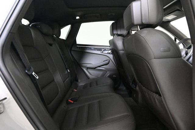 2023 Porsche Macan S - 23005898 - 18
