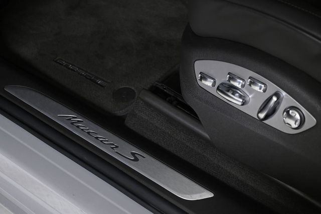 2023 Porsche Macan S - 23005898 - 20