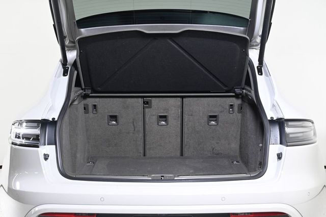 2023 Porsche Macan S - 23005898 - 23