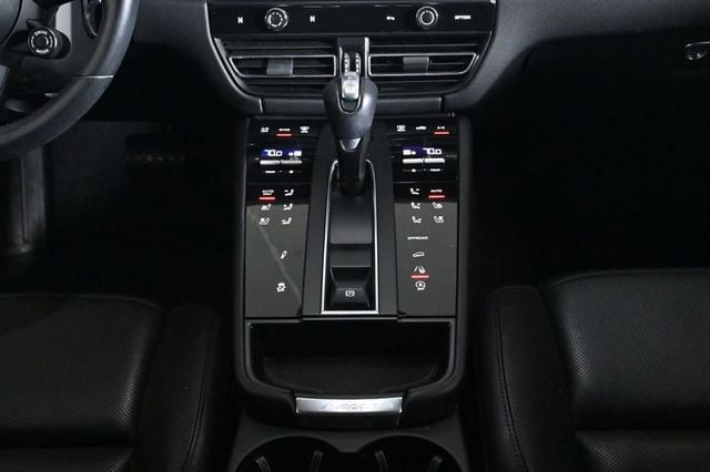 2023 Porsche Macan S - 23033806 - 15