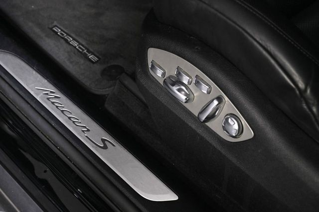 2023 Porsche Macan S - 23033806 - 22