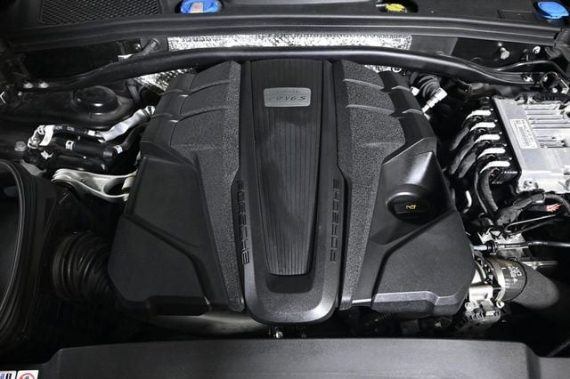 2023 Porsche Macan S - 23033806 - 25