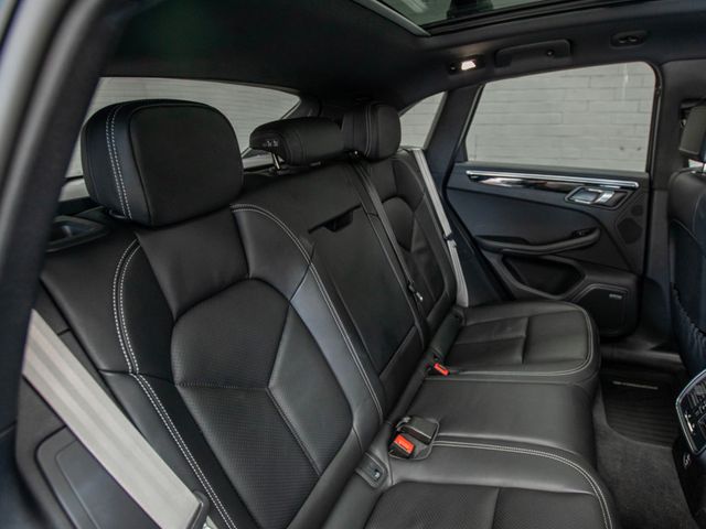 2023 Porsche Macan S AWD - 22982266 - 29