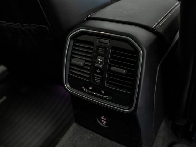 2023 Porsche Macan S AWD - 22982266 - 30