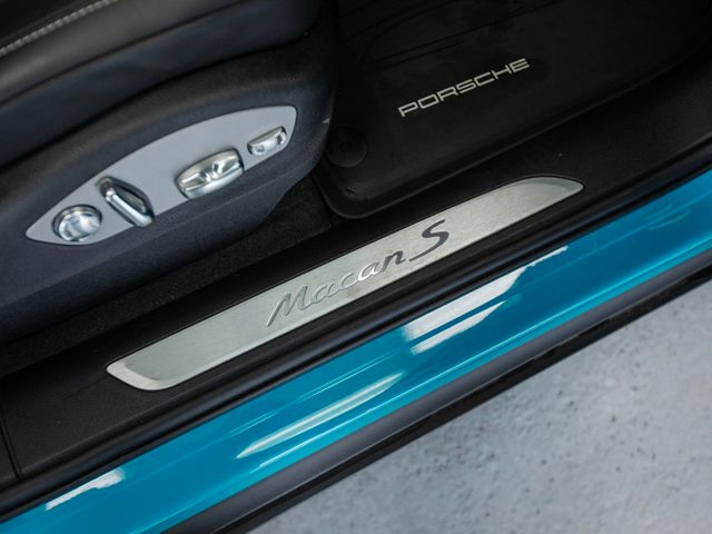 2023 Porsche Macan S AWD - 22982266 - 35