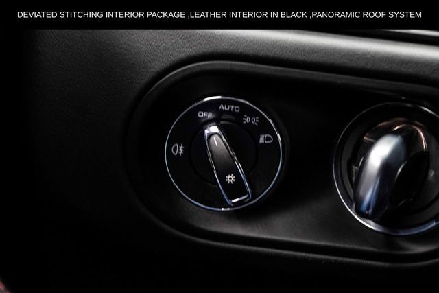2023 Porsche Macan S AWD - 23064121 - 34