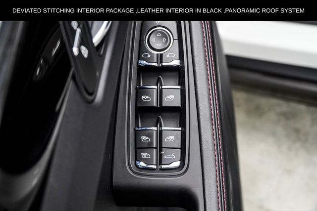 2023 Porsche Macan S AWD - 23064121 - 40