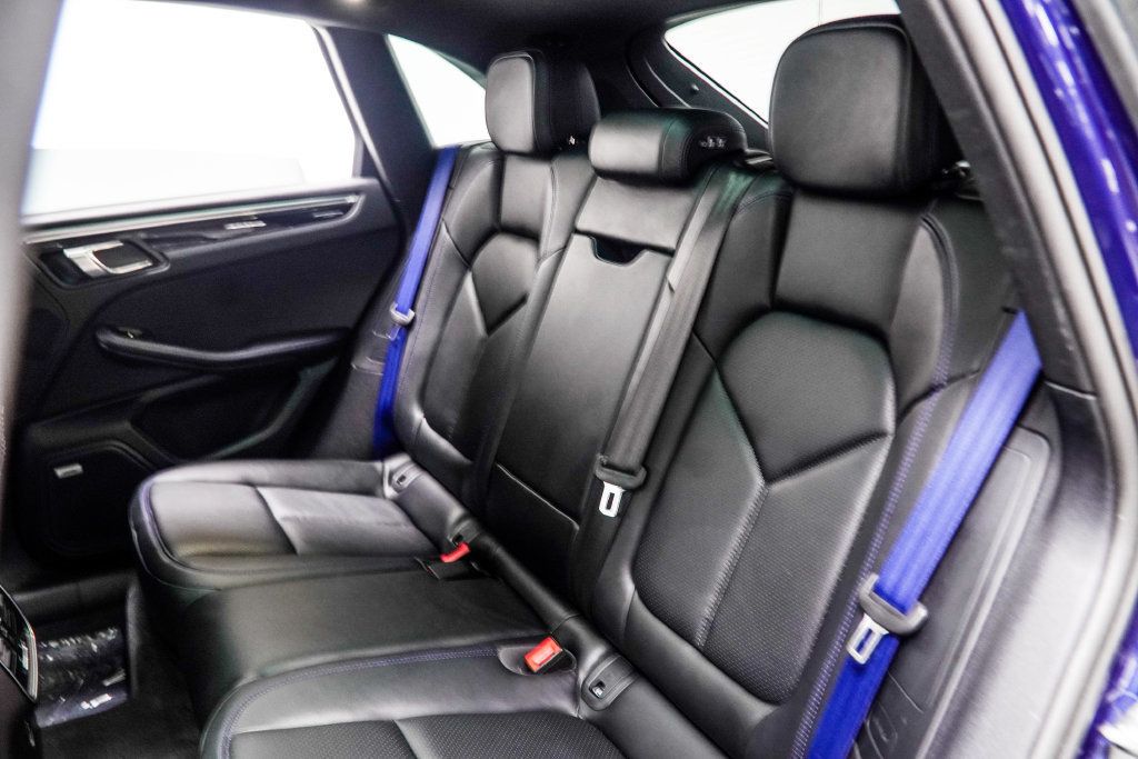 Porsche Macan photo 47