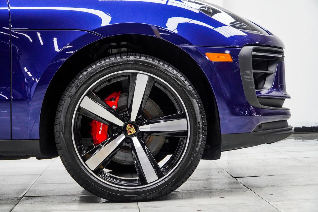 Porsche Macan photo 9
