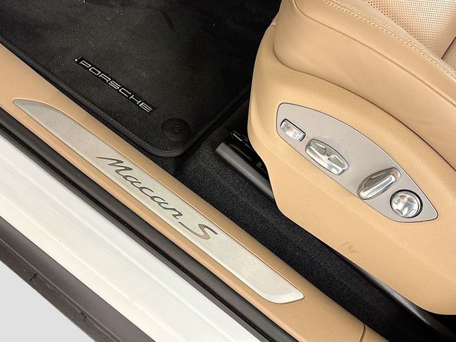 2023 Porsche Macan S AWD - 23004385 - 25