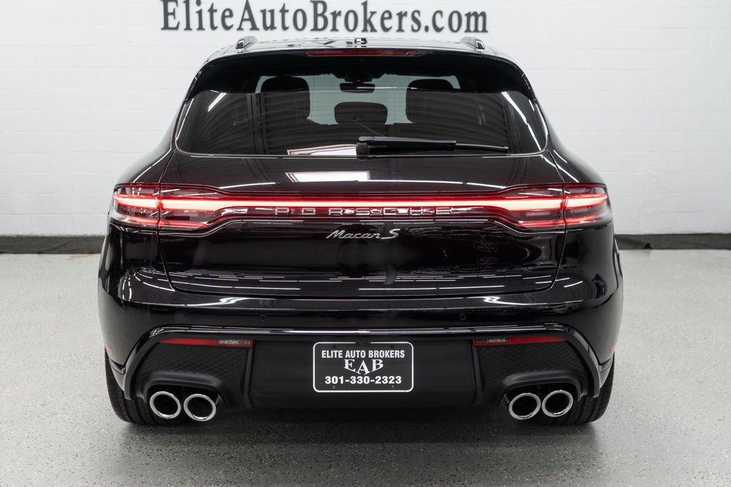 2023 Porsche Macan S photo 4