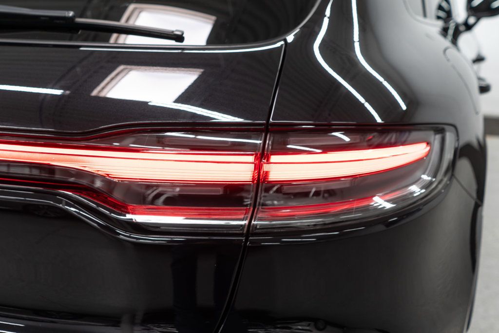 2023 Porsche Macan S photo 44
